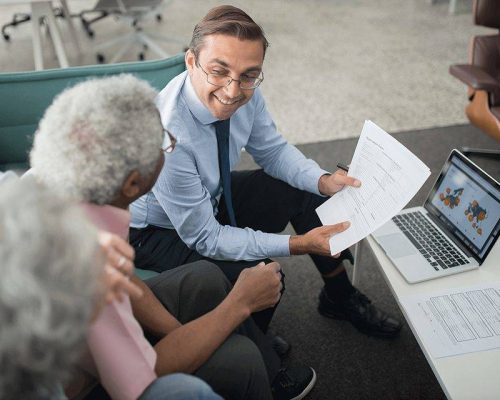 The quality role of the life insurance in company of Couples in UK and in United States